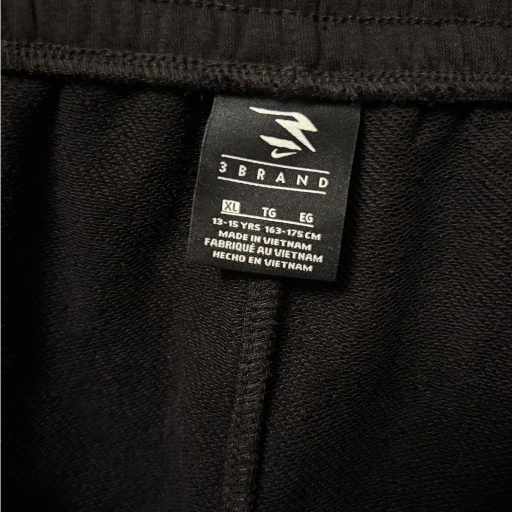 Nike Youth Boy Black Athletic Shorts - Picture 4 of 5